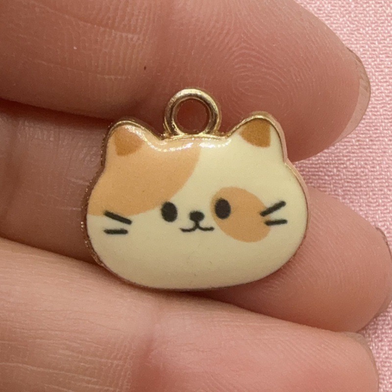 12個入りプリント猫ヘッド合金ドリップオイルペンダント、DI - Jewelry Making For Birthday Party のレビューと価格